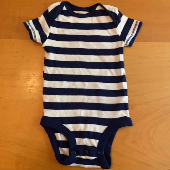 Carter’s Little Guy Matching Set Bundle - Picture 11 of 12